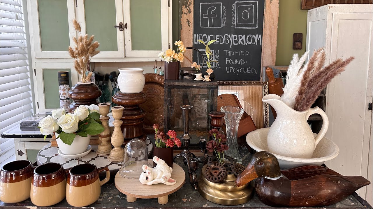BIG NEWS!  | Neurtral Cottage Decor Mixed with Antique Salvage | Bins and Thrift Haul