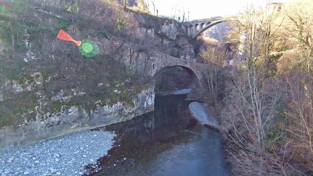 Clanezzo, Ponti e Porto Fluviale sul fiume Brembo