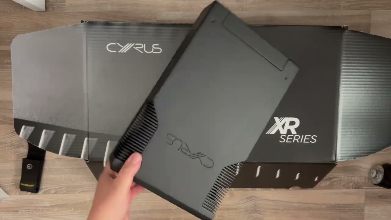 CYRUS CDi-XR Unboxing