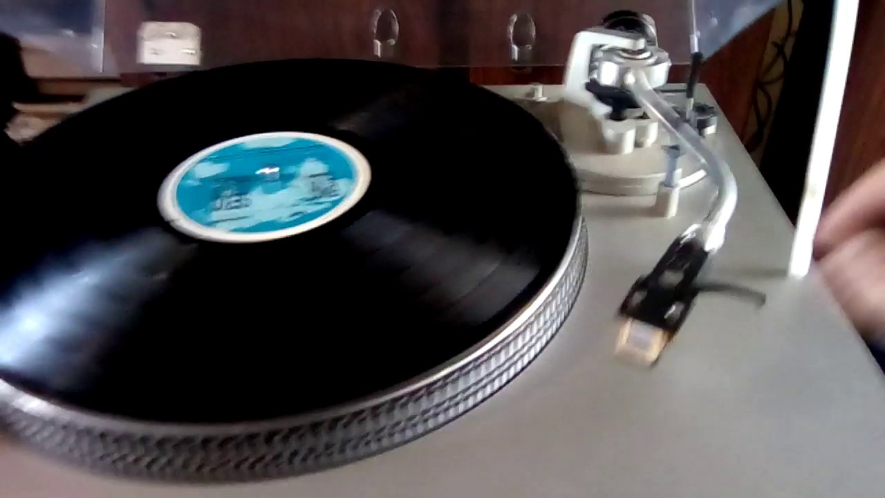 Tocadiscos Vintage SL-D2, Amplificador SU-8022 y Cornetas Aiwa