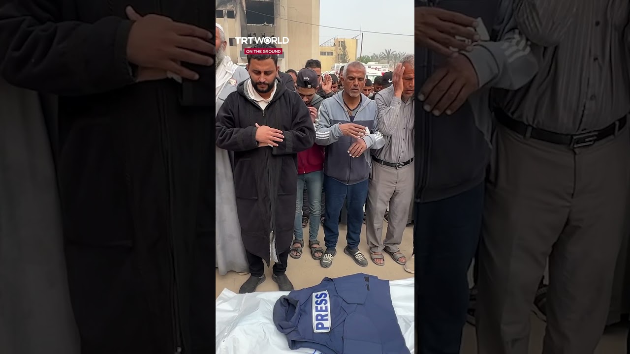 Funeral held for journalist Ahmed Mansour who was burned alive by Israel