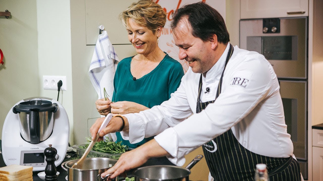 Liebstöckelsuppe mit Milzschnitten - mit Uwe Machreich