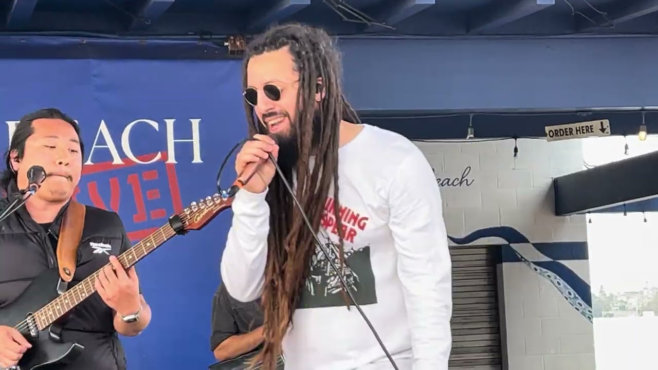 NICK SEFAKIS (backed by Eureka Sound) - "Young Dread" - (LIVE)  - (4K)