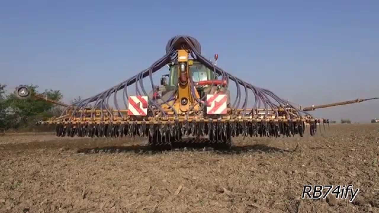 FENDT 828 & ALPEGO Fertidrill ASF 600 - Triticale Seeding 2015
