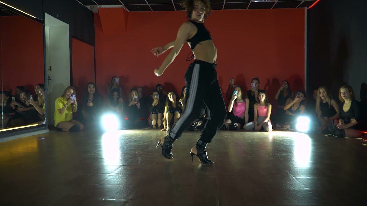 Alisher Sultanbek - Москва choreography ( Inside dance studio)