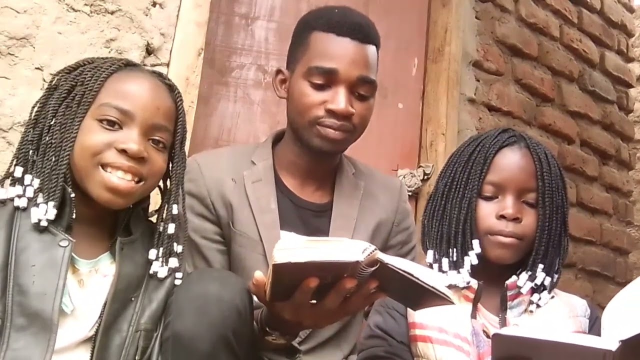 CANTAMOS O HINO 441 CCB MOÇAMBIQUE