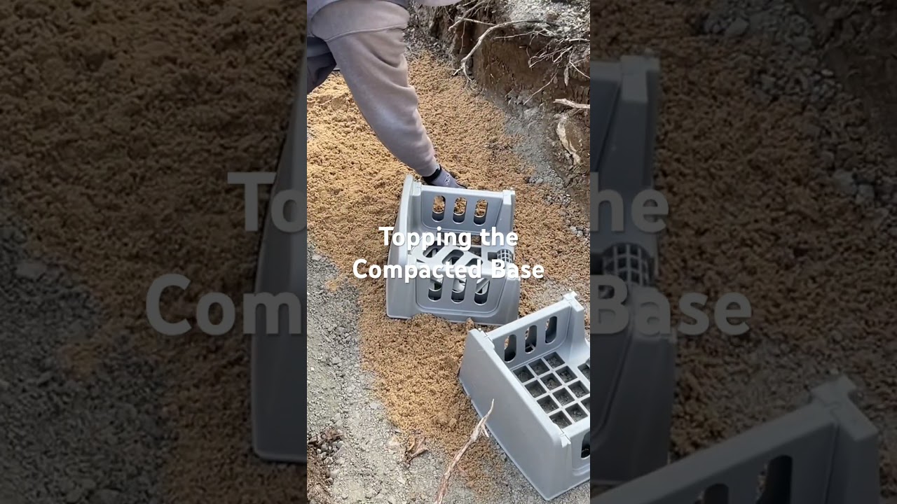 🌱Topping the compacted base rock 