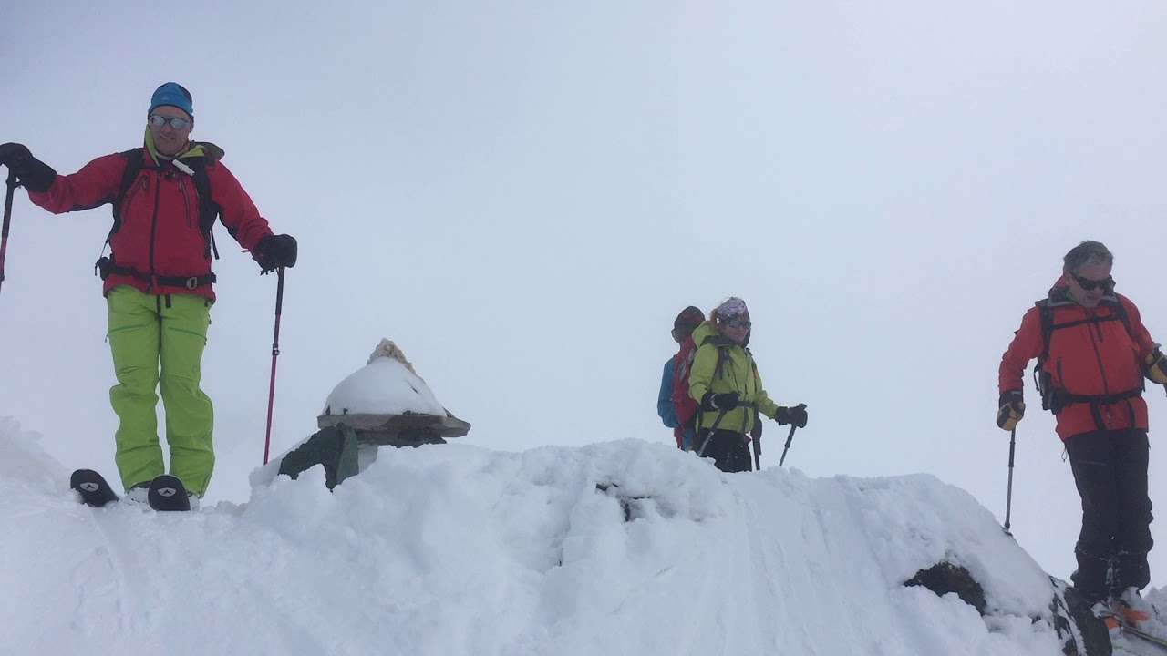 Ski Freeride à la Punta Indren. Le Canale dell'Aquila et la Valle Salza.