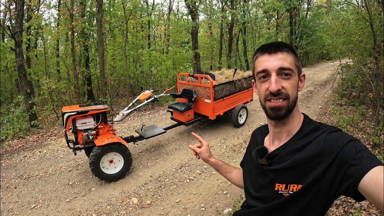 ÎN CĂUTARE DE IARBĂ PENTRU ANIMALE CU TRACTORAȘUL RURIS 18CP
