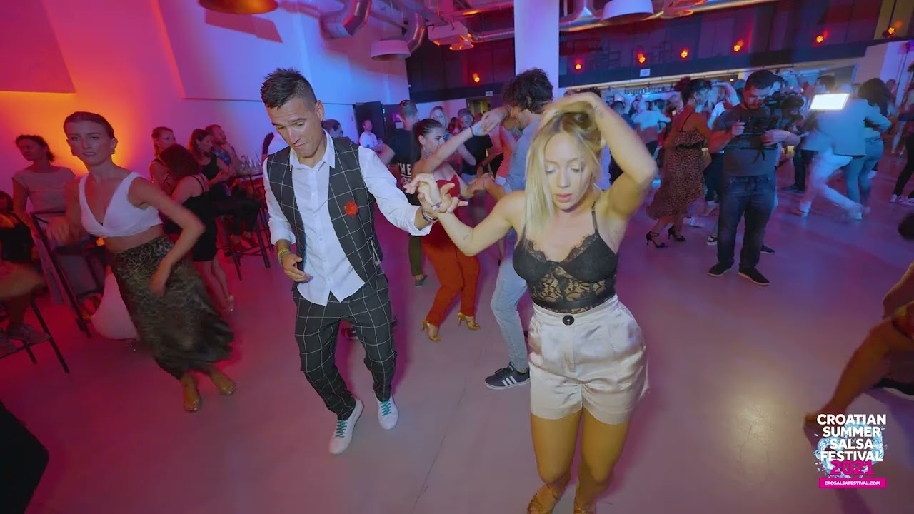 Williams M&eacute;rida & Chiara Tofani | social dancing @ Croatian Summer Salsa Festival