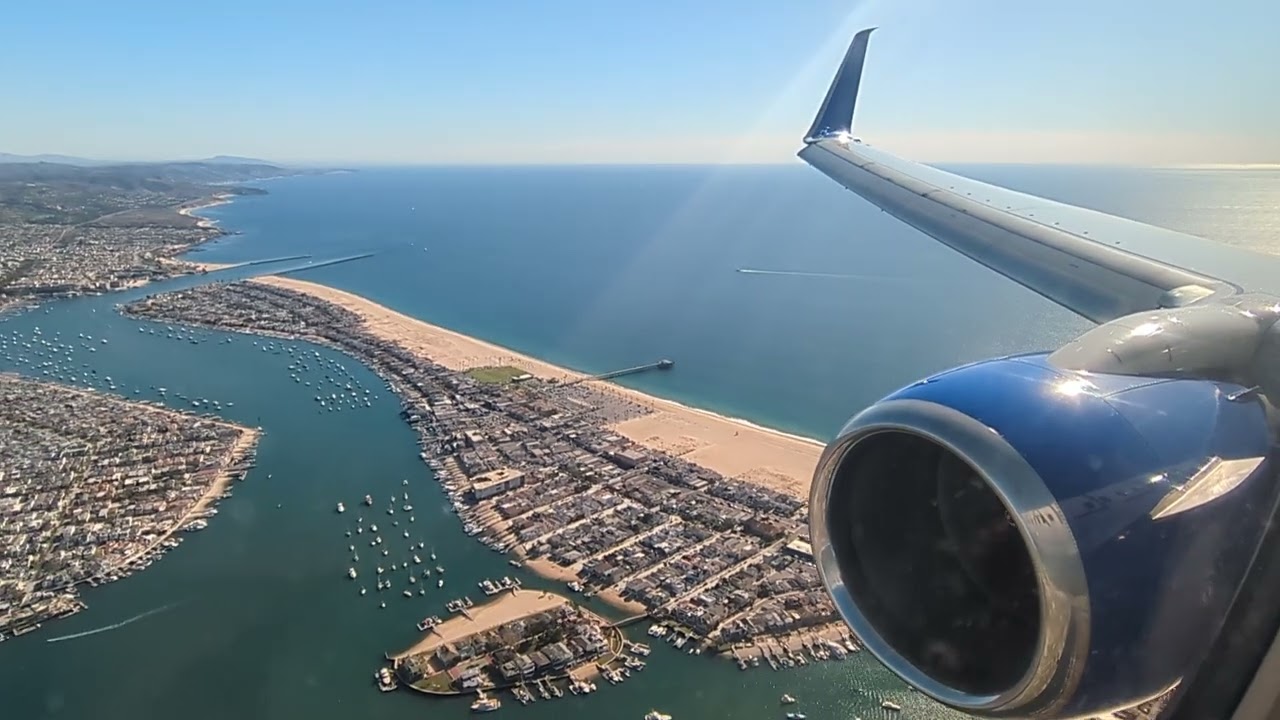 United Airlines UA500 SFO-SNA Landing 02L
