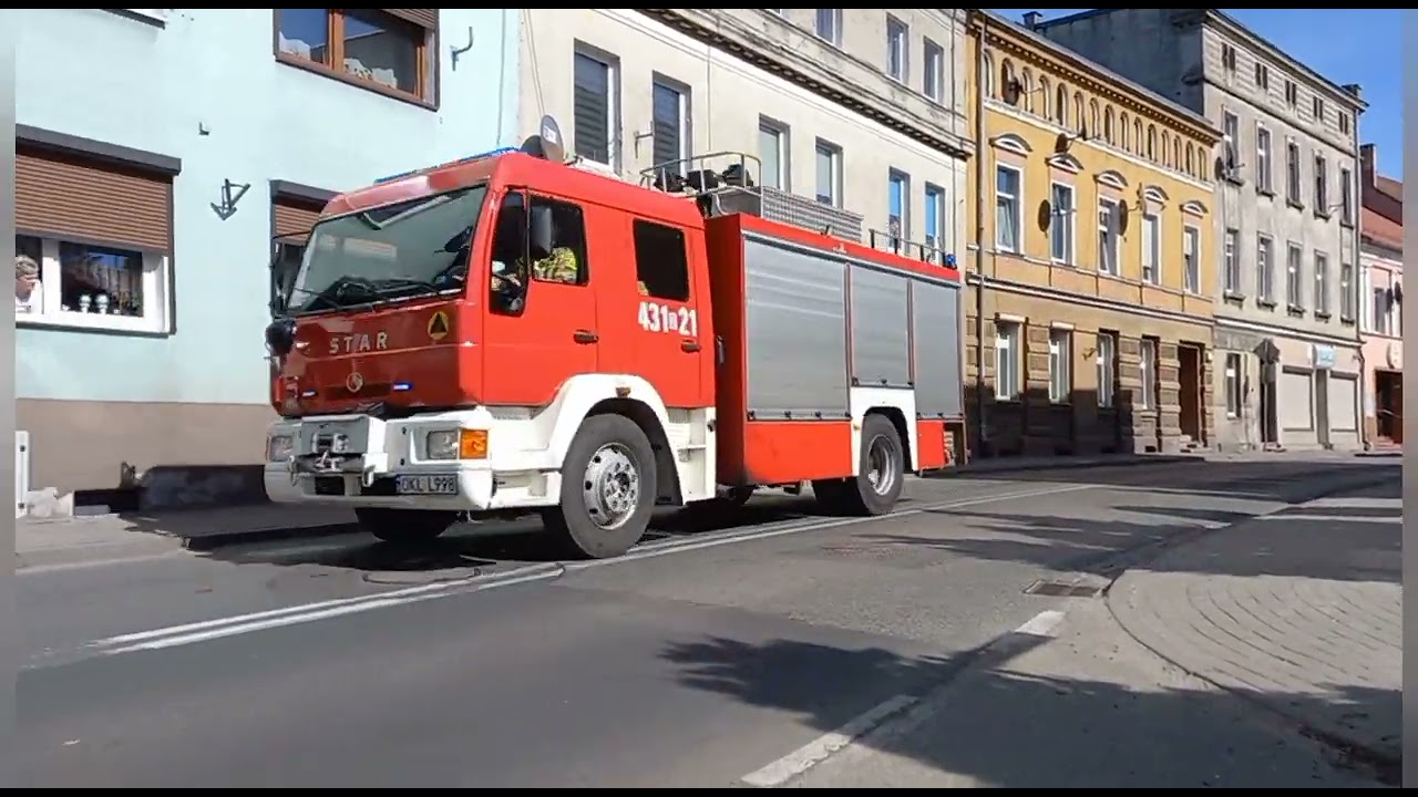 Alarmowo 6 zastępów OSP Wołczyn i JRG Kluczbork do pożaru lasu w komorznie
