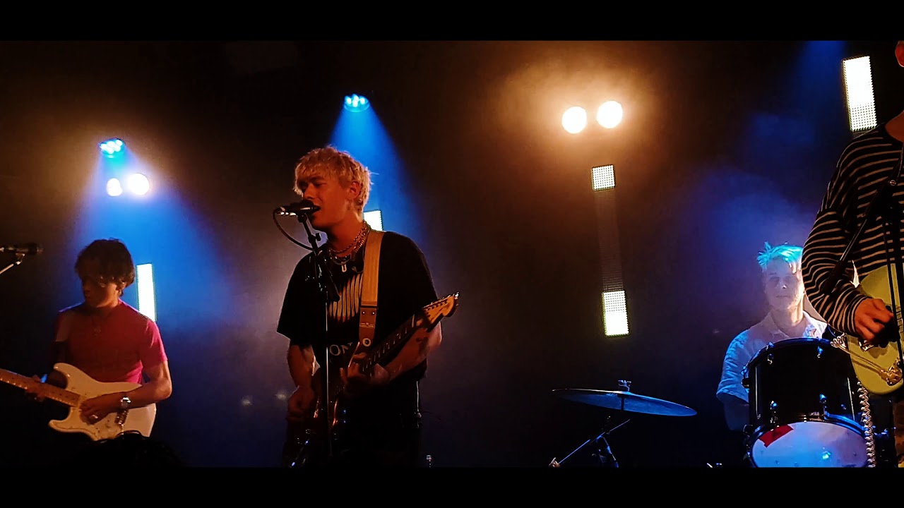 Last Dinosaurs - Sunday Night live @ Colours Hoxton, London 2019