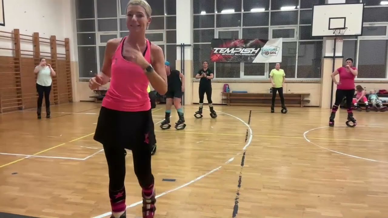 ŽIVĚ Kangoo Jumping Litoměřice s Dančou - prosinec 2025 - opět celá lekce + vánoční písničky