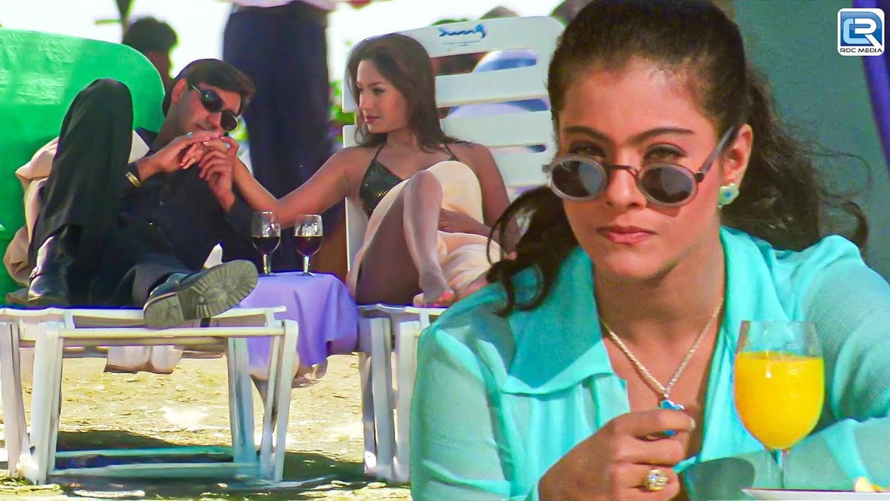Kajol को जलाने के लिएAjay Devgnने किया दूसरी लड़कियों के सात फ़्लर्ट |Pyaar To Hona Hi Tha मूवी का सीन