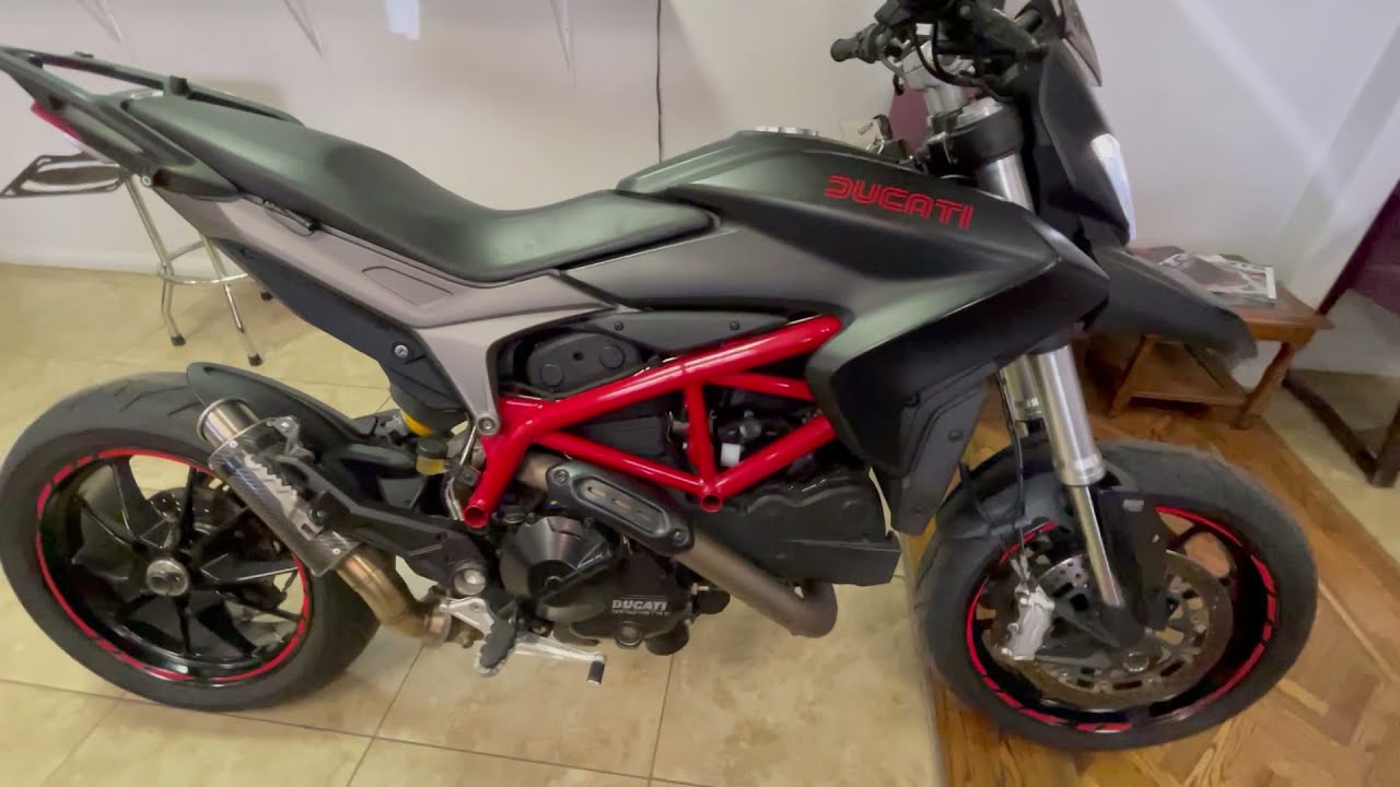 2015 Ducati Hypermotard 821 Cold Start