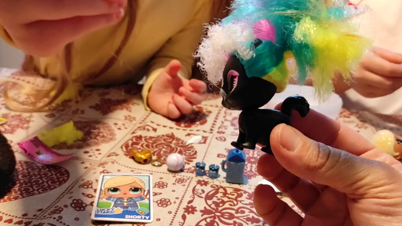 L.O.L suprise lights pets and L.O.L suprise all star opening