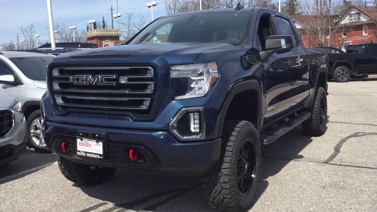 LIFTED 2019 GMC Sierra 1500 4WD AT4  6 Inch Rough Country Lift Fuel Wheels Oshawa ON Stock 190189