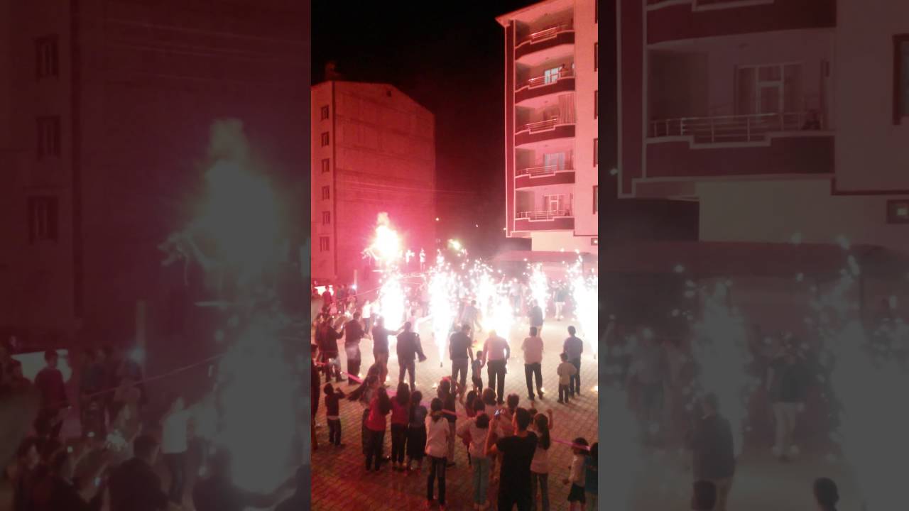 Muşta ğiyanli kenan aslanın d&uuml;ğ&uuml;n&uuml;  (muhteşem kına gecesi)