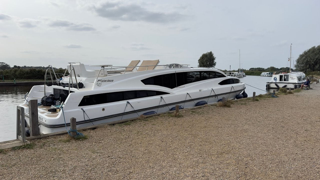 Ludham Bridge To Richardson’s Boatyard Aboard Commodore 3 Norfolk Broads