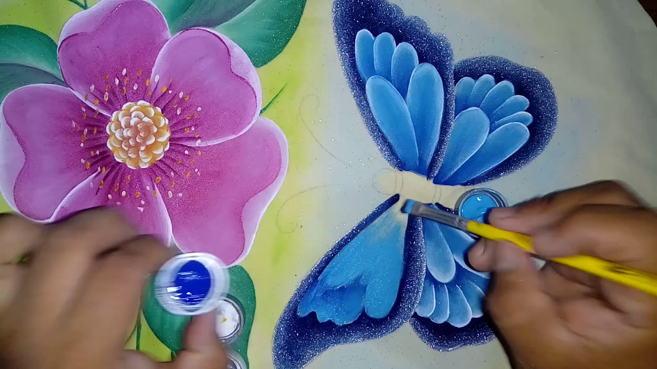 Pintando mariposa con Alfre Severo.