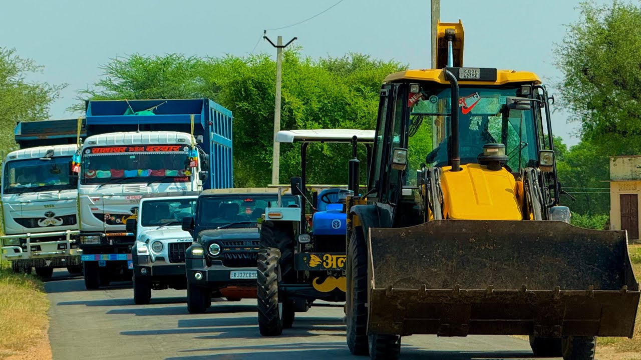 Jcb 3dx loading Mud in TATA Tippers Tractors Swaraj 855F New Holland 3630 Tractor 4x4 jcb Thar Truck