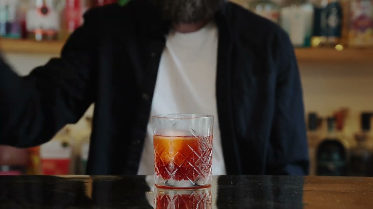 Garnish Mist Negroni Cocktail