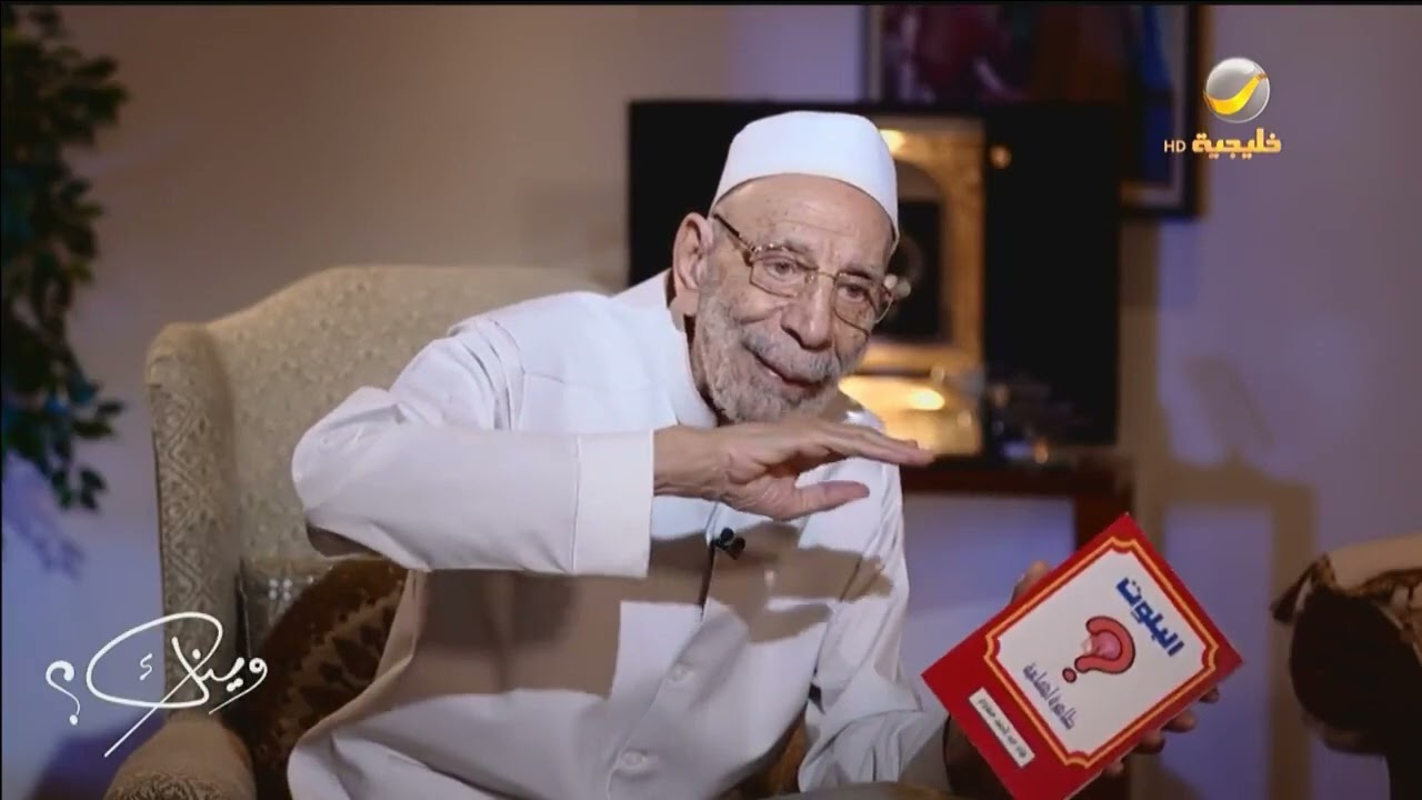 الأديب والكاتب فؤاد عنقاوي يستعرض مع 