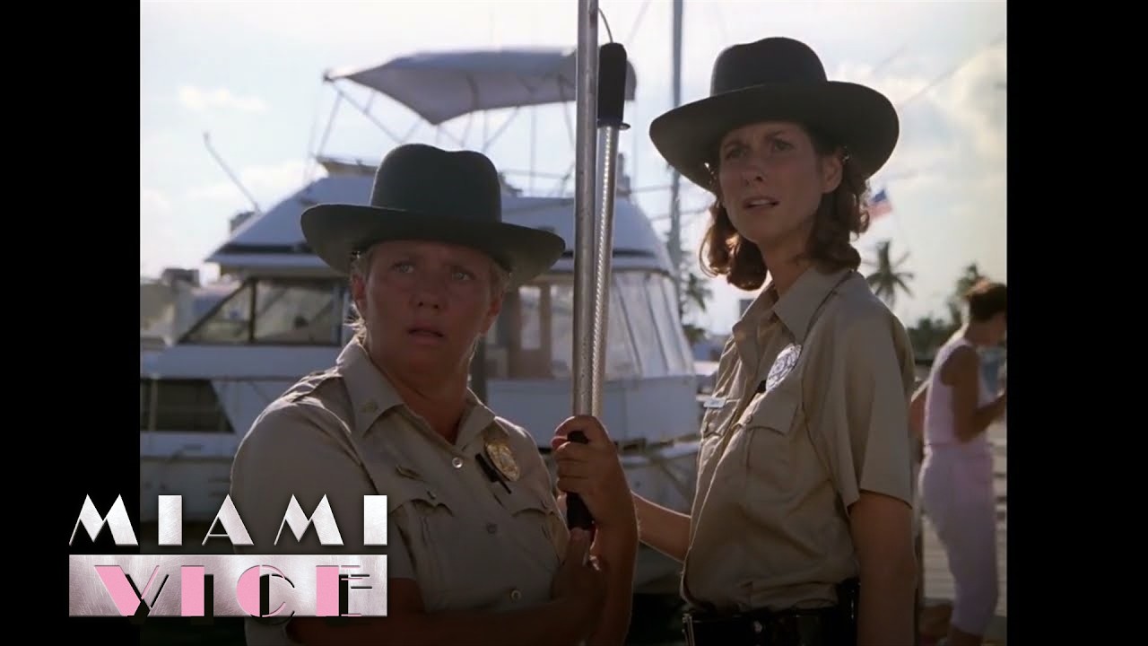 Saving Elvis The Alligator! | Miami Vice