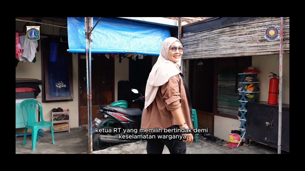 Srikandi Relawan Pemadam Kebakaran (REDKAR)