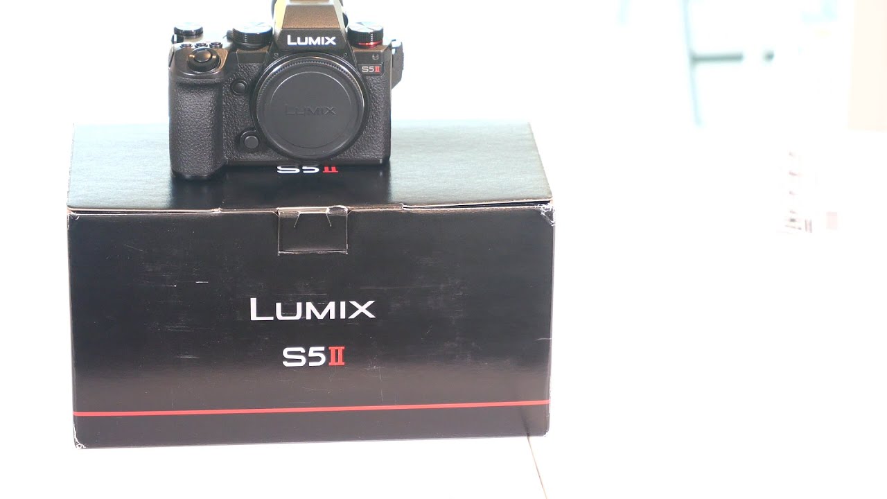 Panasonic Lumix S5II