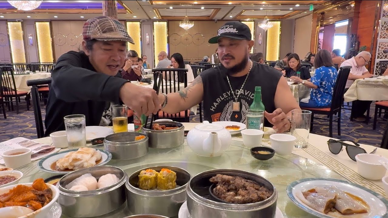 Laos LA ສະບາຍດີ🙏888 seafood restaurant dim sum for lunch มากินอาหารเที่ยงจีนฮ่องกงยังช้า
