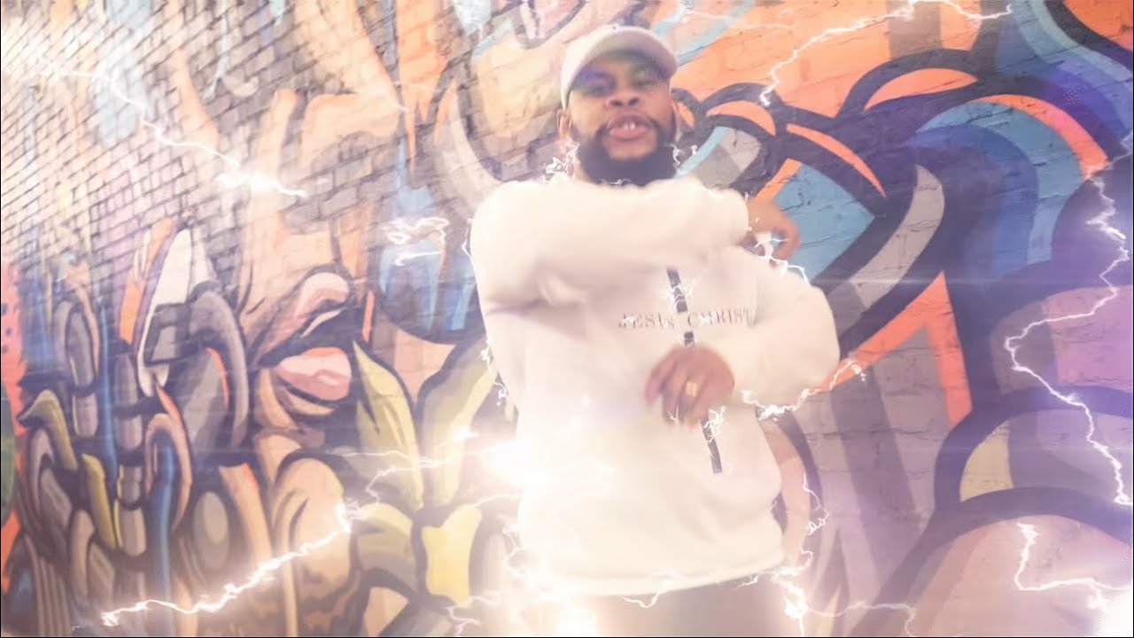 Rainier MQV - Su palabra son Fieles y Santas [ Video Oficial ]