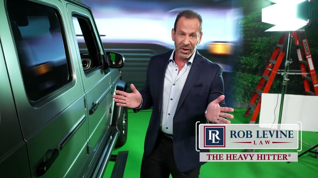 Hit by a Commercial Vehicle? Call Rob Levine
