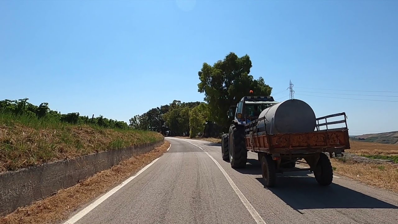 Italie Sicile Route Nuova Gibellina vers Crête de Buri, Gopro / Italy Road to cretto di Burri