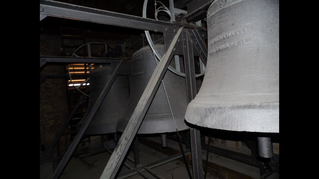 Berlin-Karlshorst (B) Glocken der Kirche zur frohen Botschaft