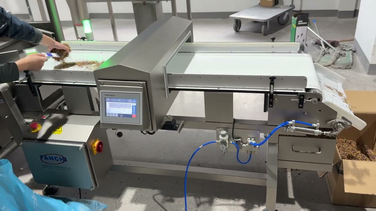 Conveyor Metal Detector with Flap Type Rejection