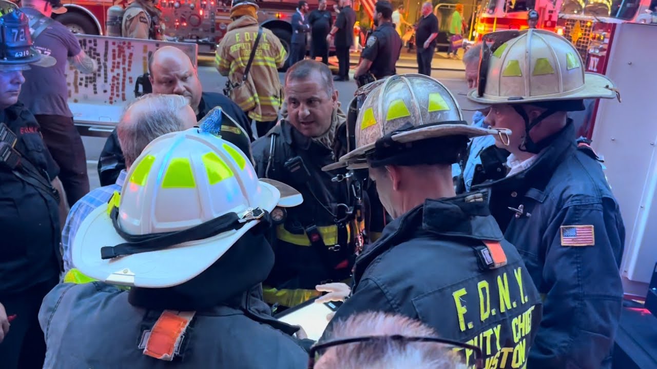 FDNY Manhattan 10-77 Box 0909 Evasive Fire in a Midtown High Rise Building