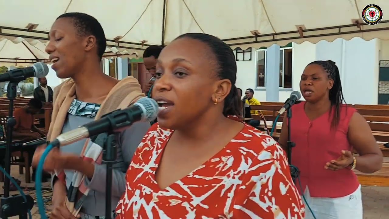 Kijito Cha Utakaso by Sekei Praise Team 