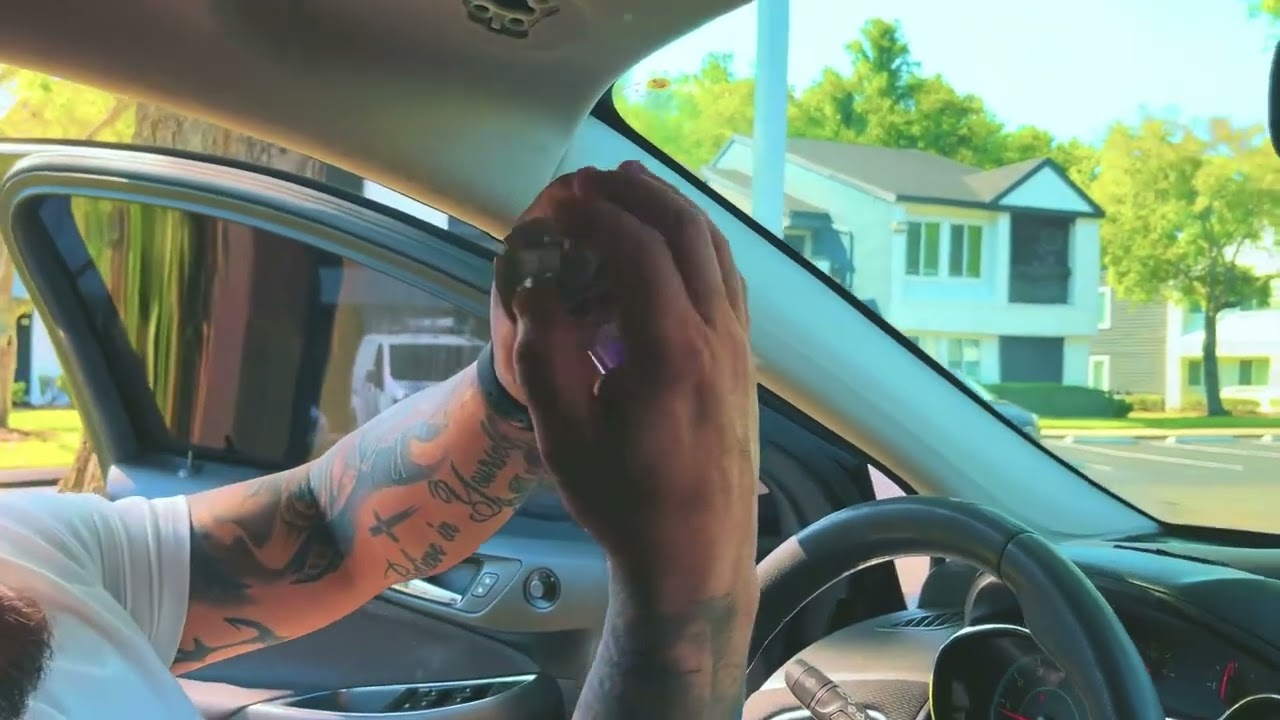 Replacing the sunvisor Chevy Cruze 2018