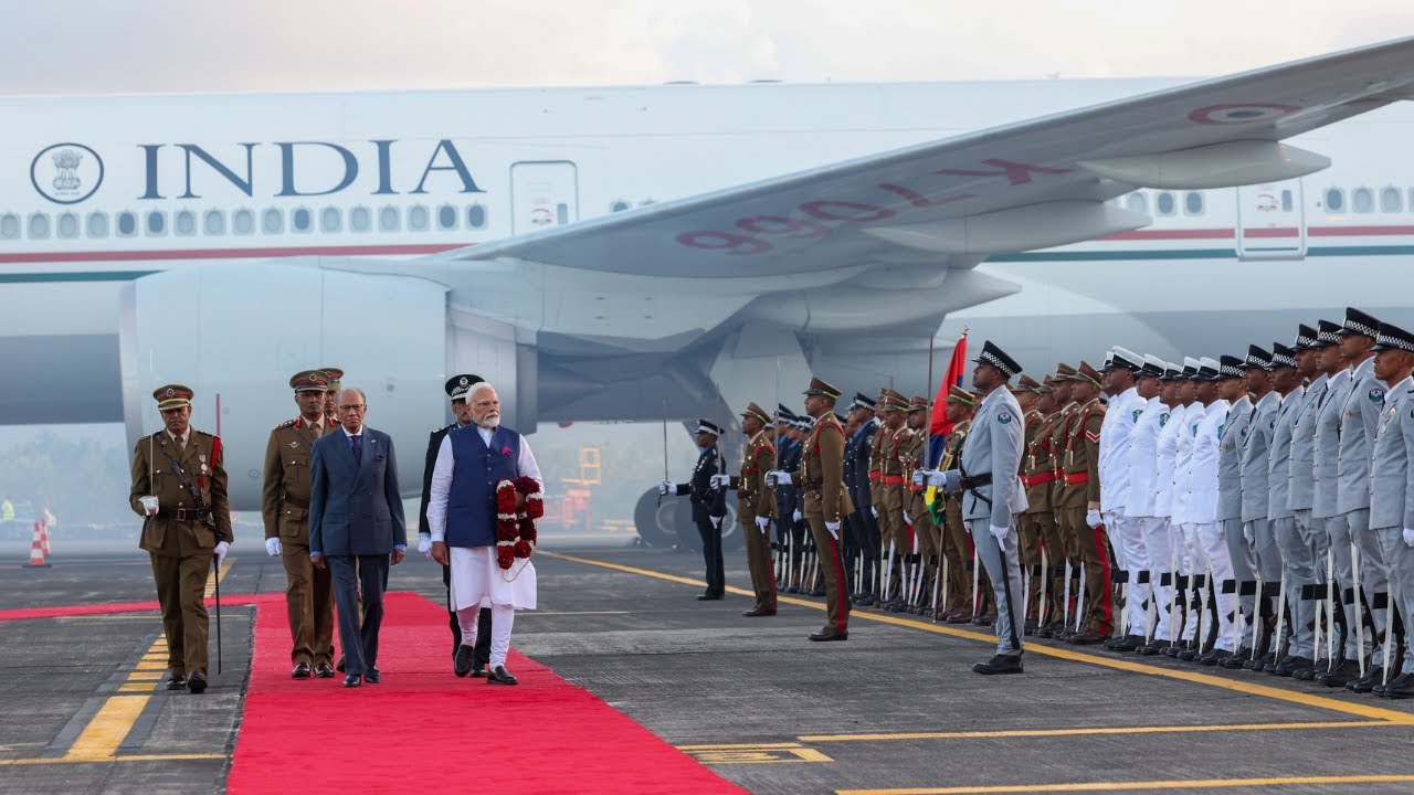 India Mauritius friendship shines as PM Modi arrives