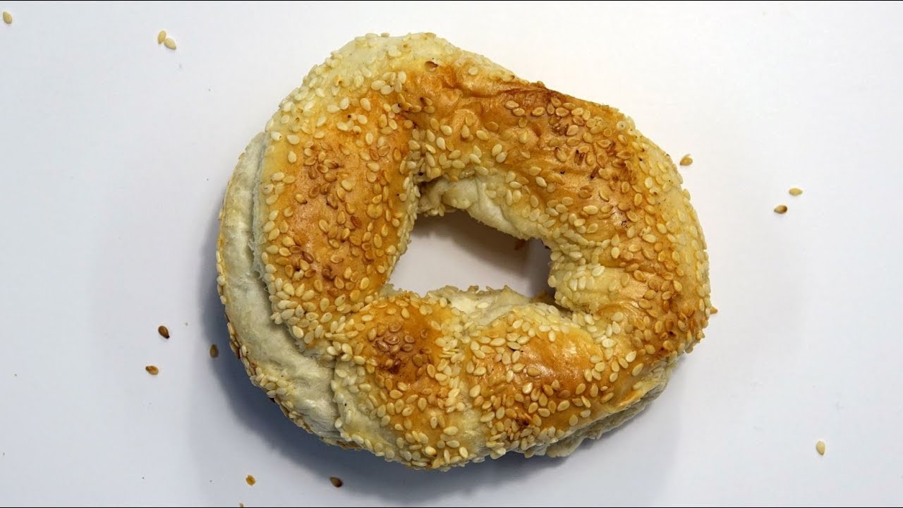 What's the difference between Montreal and New York bagels?