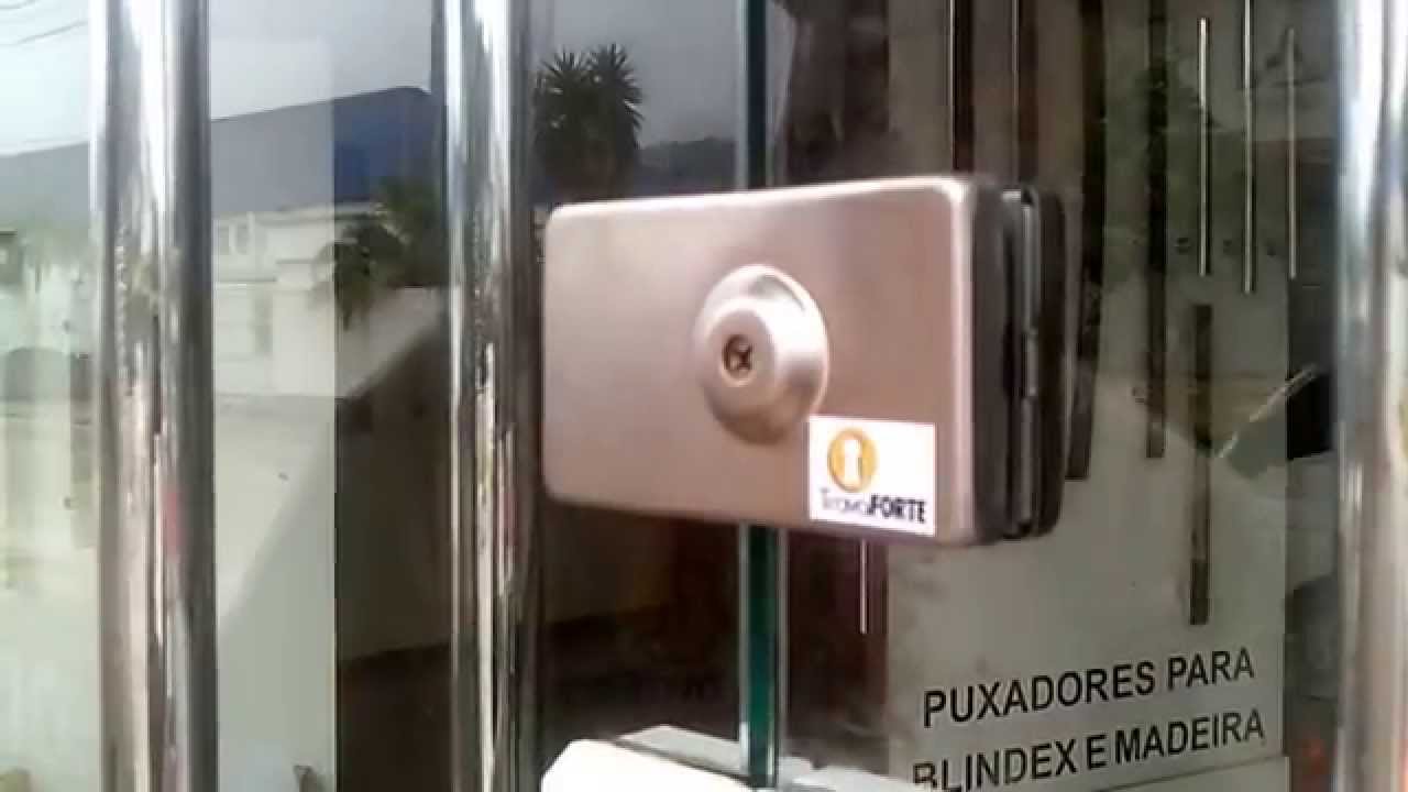 TRAVA DE SEGURANÇA PARA VIDRO TEMPERADO