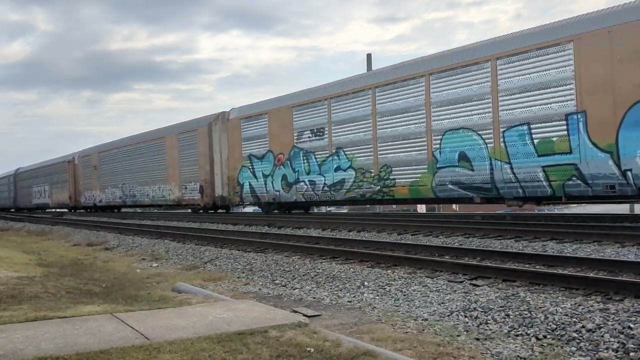 Norfolk Southern westbound Autorack train in Austell Georgia 