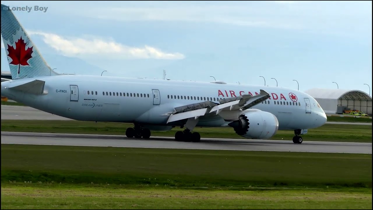 Air Canada - Boeing 787 9 Dreamliner from Toronto - YVR Airport 4K