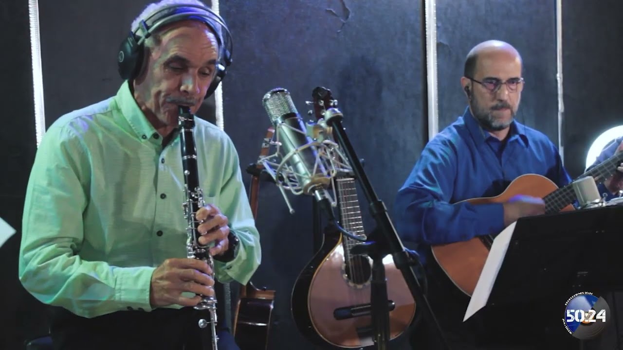 Sandino (Fox) Grupo Seresta Colombia - En Vivo - 5024