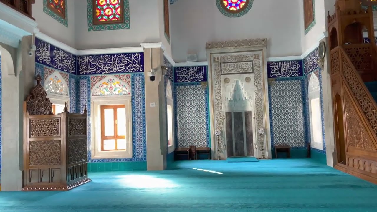 The Mosque of the Martyrs (Şəhidlər məscidi), Baku, Azerbaijan - 4K