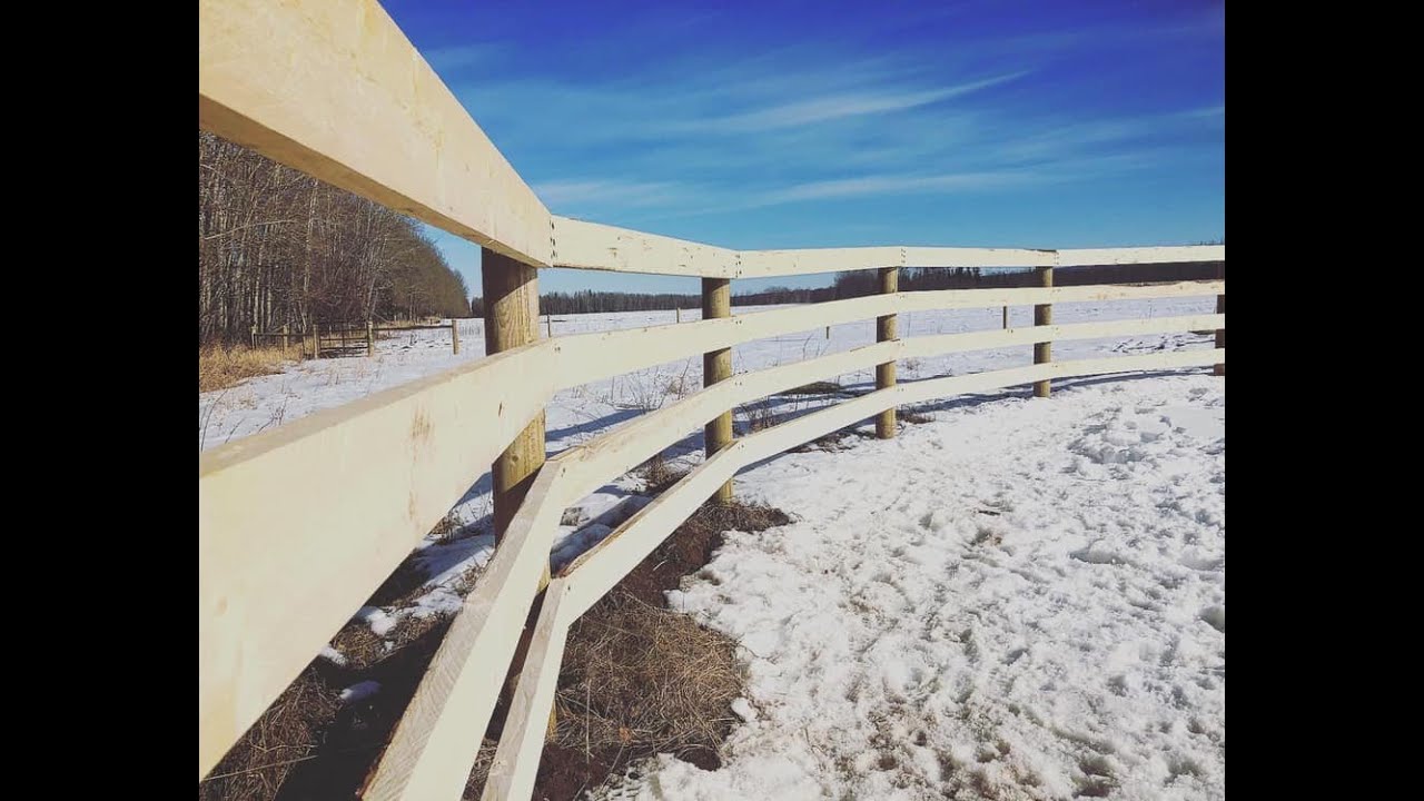 Building a Wooden Round Pen