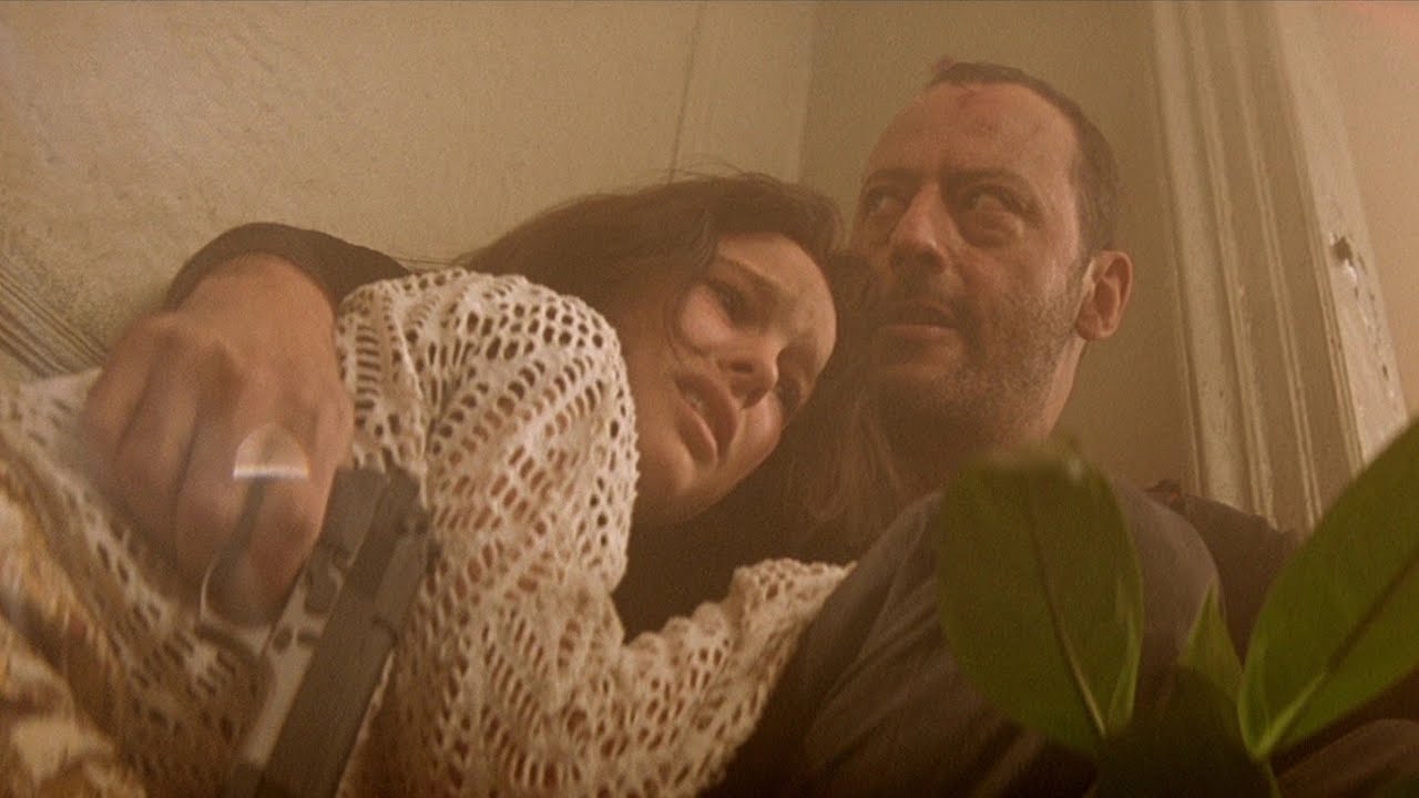 Natalie Portman (Mathilda) in The Professional (1994). Le&oacute;n and Mathilda say goodbye forever
