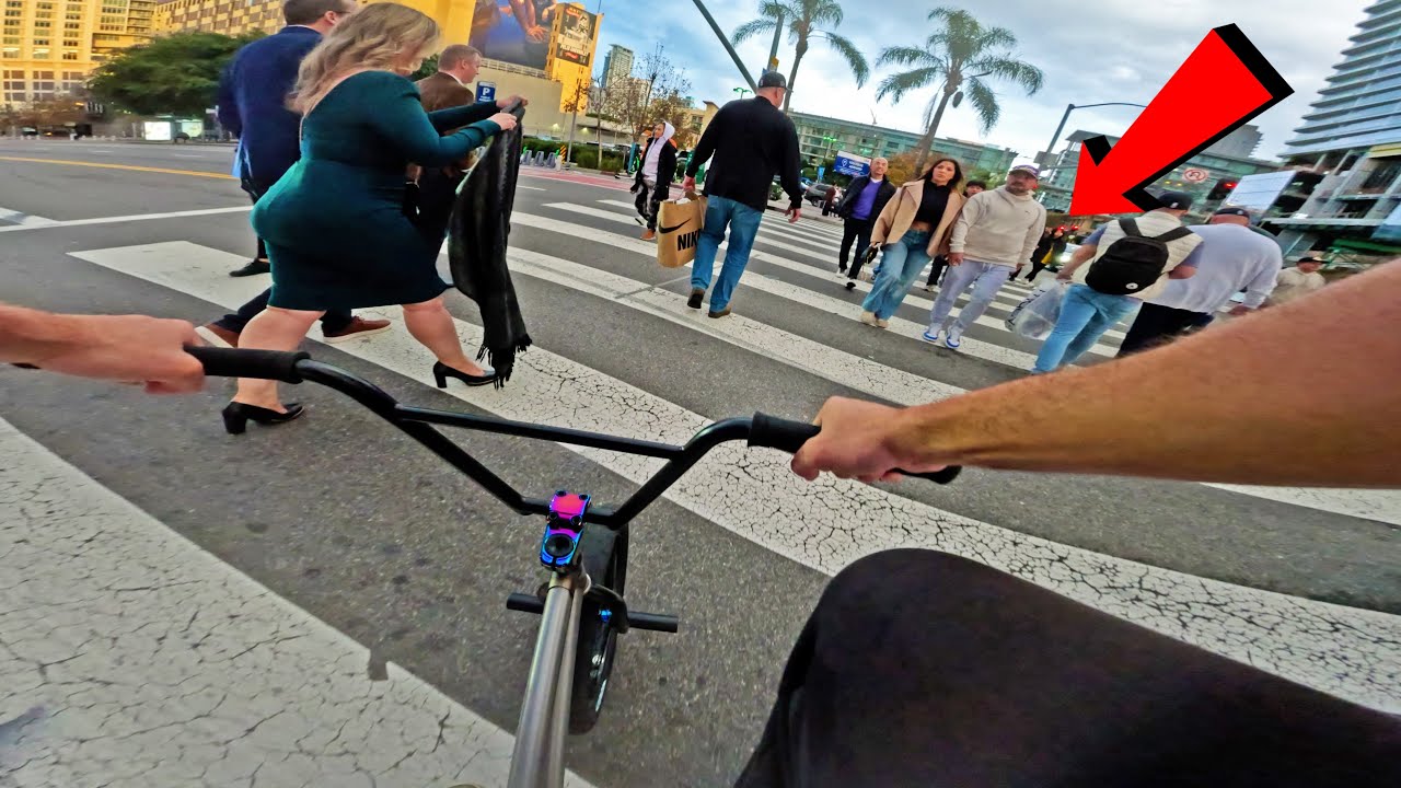 RIDING BMX AND EXPLORING ALL OVER DOWNTOWN LA, CALIFORNIA - POV